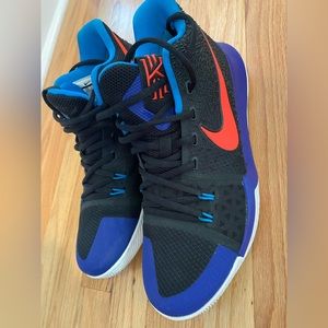Nike Kyrie Irving’s, Size 9.5